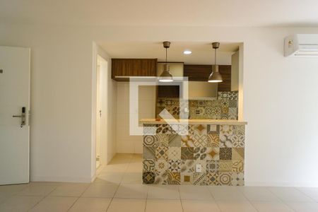 Sala/Cozinha de apartamento à venda com 2 quartos, 70m² em Recreio dos Bandeirantes, Rio de Janeiro