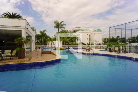 Apartamento à venda com 70m², 2 quartos e 1 vagaÁrea comum - Piscina
