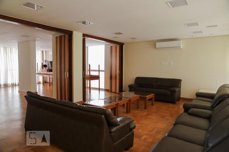 Apartamento à venda com 180m², 3 quartos e 2 vagasSalão de festas