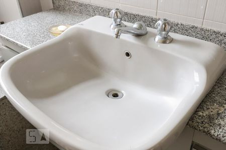 Apartamento à venda com 180m², 3 quartos e 2 vagasBanheiro 2