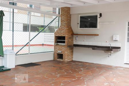 Apartamento à venda com 180m², 3 quartos e 2 vagasChurrasqueira
