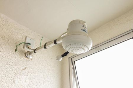 Chuvei Banheiro Social de apartamento à venda com 2 quartos, 50m² em São João Batista (venda Nova), Belo Horizonte