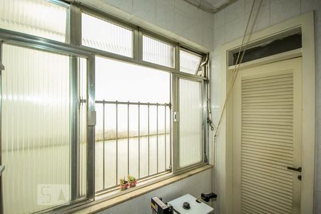 Apartamento à venda com 170m², 3 quartos e 1 vaga Apartamento à venda com 170m², 3 quartos e 1 vagaÁrea de Serviço