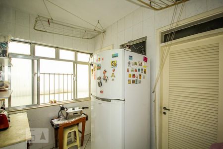 Apartamento à venda com 170m², 3 quartos e 1 vaga Apartamento à venda com 170m², 3 quartos e 1 vagaÁrea de Serviço