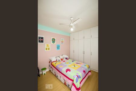 Apartamento à venda com 170m², 3 quartos e 1 vaga Apartamento à venda com 170m², 3 quartos e 1 vagaQuarto 1