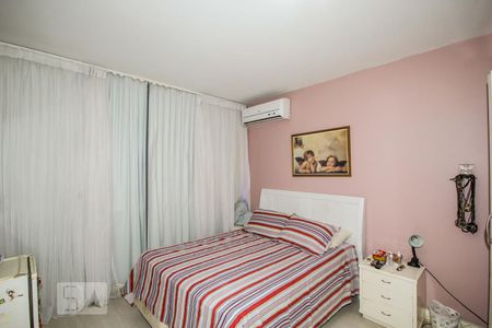 Apartamento à venda com 170m², 3 quartos e 1 vaga Apartamento à venda com 170m², 3 quartos e 1 vagaSuite