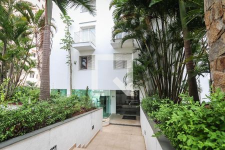 Apartamento à venda com 147m², 2 quartos e 3 vagasEntrada