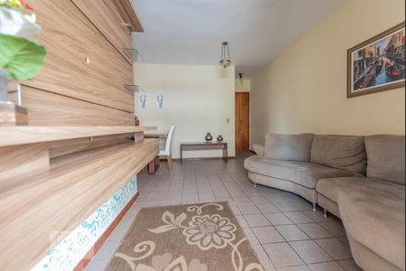 Sala de apartamento para alugar com 2 quartos, 67m² em Setor Bueno, Goiânia