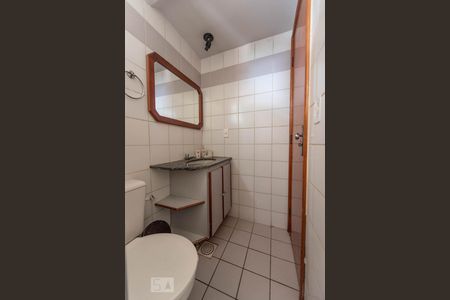 Banheiro Social de apartamento para alugar com 2 quartos, 67m² em Setor Bueno, Goiânia