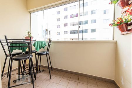 Varanda de apartamento para alugar com 2 quartos, 67m² em Setor Bueno, Goiânia