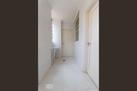 Lavanderia de apartamento para alugar com 4 quartos, 132m² em Centro, Campinas