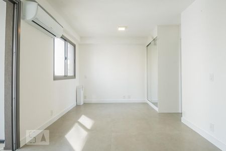 Quarto de kitnet/studio para alugar com 1 quarto, 36m² em Brooklin Paulista, São Paulo