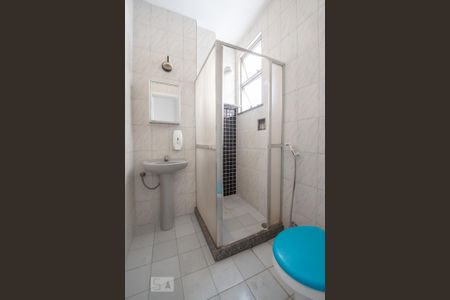 Studio para alugar com 40m², 1 quarto e sem vaga Studio para alugar com 40m², 1 quarto e sem vagaBanheiro social