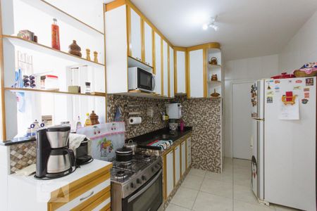 Apartamento para alugar com 102m², 3 quartos e 2 vagasCozinha