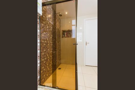 Banheiro Social de apartamento para alugar com 3 quartos, 102m² em Anil, Rio de Janeiro