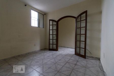 Quarto 2  de casa para alugar com 2 quartos, 110m² em Jardim Vila Formosa, São Paulo