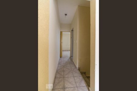 Casa para alugar com 110m², 2 quartos e 2 vagasAcesso a Sala, Quartos e Banheiro 