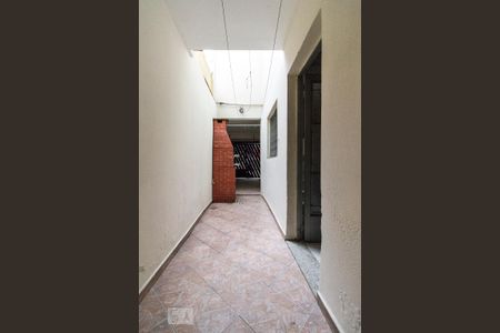 Casa para alugar com 110m², 2 quartos e 2 vagasArea de Serviço e Acesso a Garagem 