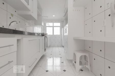 Apartamento à venda com 65m², 2 quartos e 1 vagaCozinha