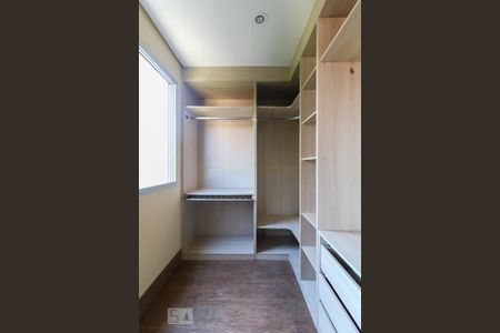 Apartamento à venda com 60m², 1 quarto e 2 vagasCloset do quarto