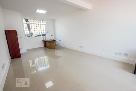 Sala de casa para alugar com 5 quartos, 240m² em Perdizes, São Paulo