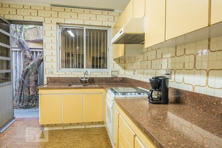 Casa à venda com 267m², 4 quartos e 2 vagasCozinha