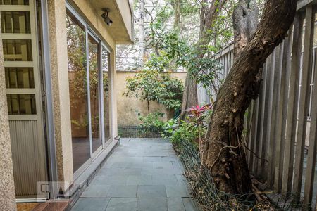 Casa à venda com 267m², 4 quartos e 2 vagasQuintal