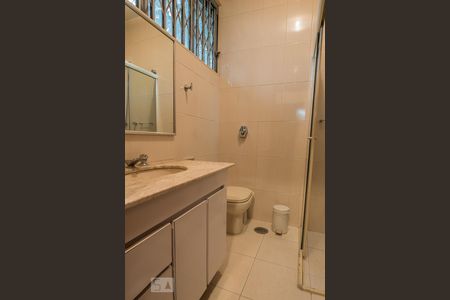 Casa à venda com 267m², 4 quartos e 2 vagasBanheiro Suíte 1