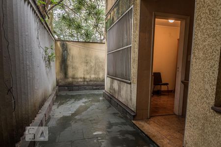 Casa à venda com 267m², 4 quartos e 2 vagasQuintal