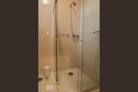 Casa à venda com 267m², 4 quartos e 2 vagasBanheiro Suíte 1