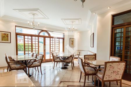Apartamento à venda com 74m², 1 quarto e 1 vaga Apartamento à venda com 74m², 1 quarto e 1 vagaÁrea comum - Salão de festas