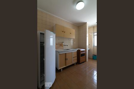 Cozinha de apartamento para alugar com 1 quarto, 52m² em Vila Mariana, São Paulo