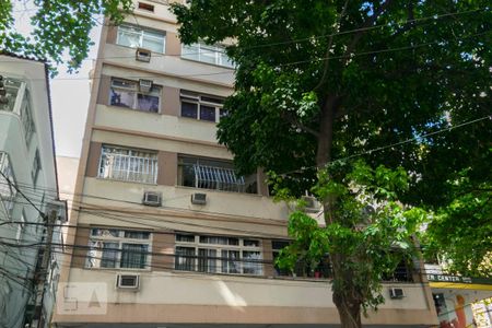Apartamento à venda com 45m², 1 quarto e sem vagaFachada