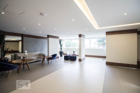 Hall social de apartamento para alugar com 1 quarto, 44m² em Pinheiros, São Paulo