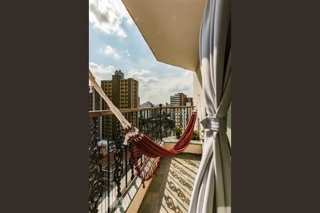 Varanda
 de apartamento à venda com 2 quartos, 101m² em Cambuí, Campinas