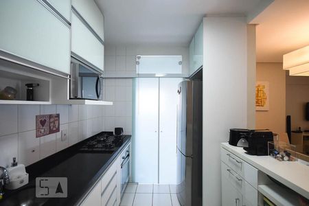 Apartamento para alugar com 87m², 2 quartos e 2 vagasCozinha