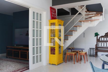 Sala de apartamento para alugar com 3 quartos, 240m² em Barra da Tijuca, Rio de Janeiro