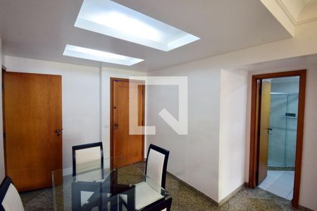Sala de apartamento para alugar com 1 quarto, 57m² em Barra da Tijuca, Rio de Janeiro