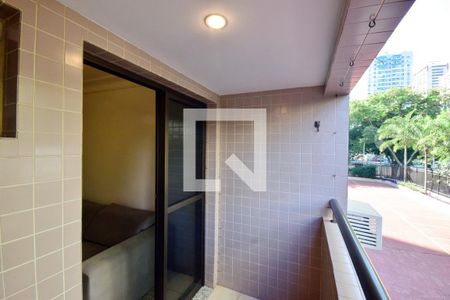 Varanda de apartamento para alugar com 1 quarto, 57m² em Barra da Tijuca, Rio de Janeiro