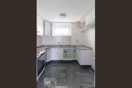 Apartamento à venda com 150m², 3 quartos e 2 vagasCozinha