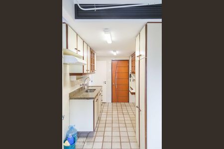 Apartamento para alugar com 108m², 3 quartos e 2 vagasCozinha