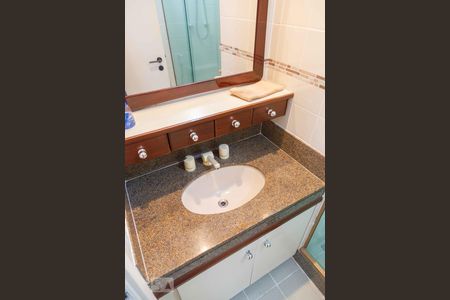Apartamento para alugar com 108m², 3 quartos e 2 vagasBanheiro social