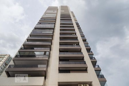 Apartamento para alugar com 108m², 3 quartos e 2 vagasFachada