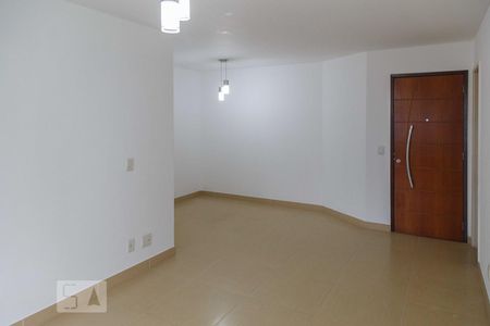 Apartamento para alugar com 108m², 3 quartos e 2 vagasSala
