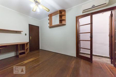 Quarto 1 de casa à venda com 3 quartos, 250m² em Jardim dos Oliveiras, Campinas