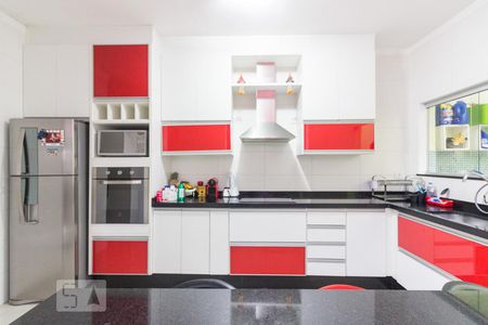 Casa à venda com 120m², 3 quartos e 2 vagas Casa à venda com 120m², 3 quartos e 2 vagasCozinha