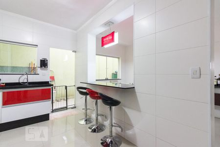 Casa à venda com 120m², 3 quartos e 2 vagas Casa à venda com 120m², 3 quartos e 2 vagasCozinha