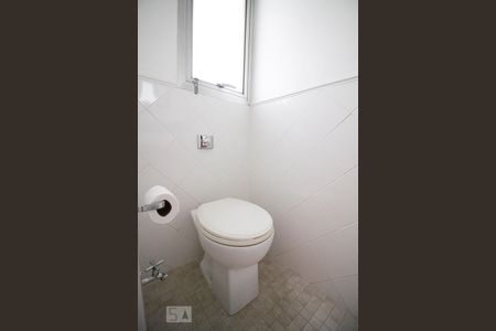 Lavabo de apartamento para alugar com 2 quartos, 78m² em Vila Pompéia, São Paulo