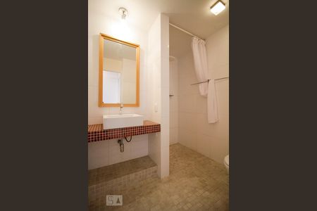 Apartamento para alugar com 78m², 2 quartos e 1 vaga Apartamento para alugar com 78m², 2 quartos e 1 vagaBanheiro