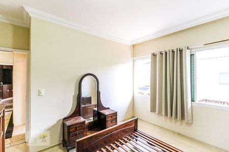 Casa para alugar com 216m², 4 quartos e 2 vagasQuarto 1